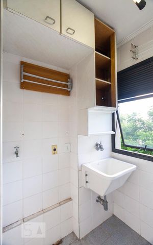Apartamento à venda com 63m², 2 quartos e 1 vagaÁrea de serviço