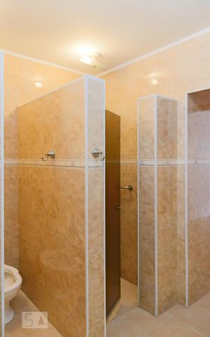 Apartamento à venda com 142m², 3 quartos e 2 vagas Apartamento à venda com 142m², 3 quartos e 2 vagasBanheiro/Suíte