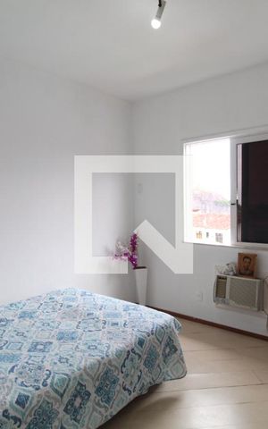 Casa à venda com 262m², 4 quartos e 2 vagasQuarto 2
