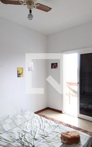 Casa à venda com 262m², 4 quartos e 2 vagasQuarto 3