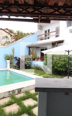 Casa à venda com 262m², 4 quartos e 2 vagasQuintal - Churrasqueira