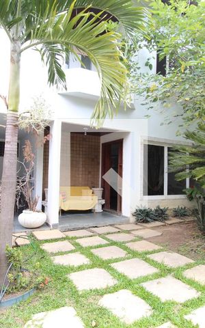Casa à venda com 262m², 4 quartos e 2 vagasranda de entrada