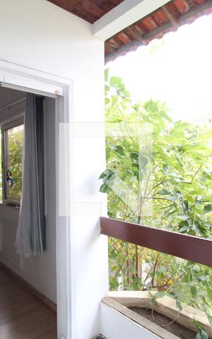 Casa à venda com 262m², 4 quartos e 2 vagasQuarto 4 - varanda