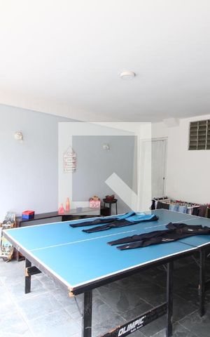 Casa à venda com 262m², 4 quartos e 2 vagasVaranda