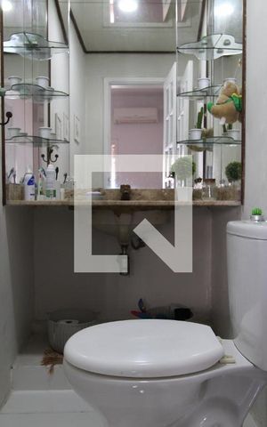 Casa à venda com 262m², 4 quartos e 2 vagasLavabo