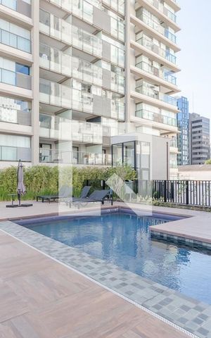 Studio à venda com 30m², 1 quarto e 1 vaga Studio à venda com 30m², 1 quarto e 1 vagaPiscina