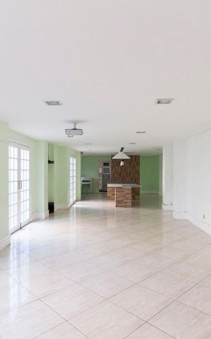 Apartamento à venda com 50m², 2 quartos e 1 vaga Apartamento à venda com 50m², 2 quartos e 1 vagaSalão de festas