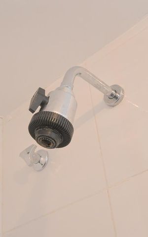Apartamento à venda com 106m², 3 quartos e 2 vagasBanheiro chuveiro