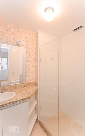 Apartamento à venda com 106m², 3 quartos e 2 vagasBanheiro