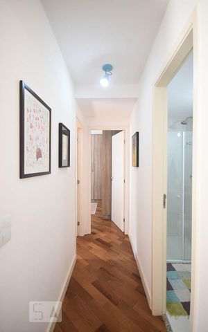Apartamento à venda com 57m², 2 quartos e 1 vaga Apartamento à venda com 57m², 2 quartos e 1 vagaCorredor