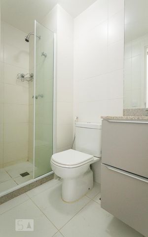 Apartamento para alugar com 74m², 2 quartos e 1 vagaBanheiro da Suíte