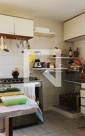 Casa de condomínio à venda com 342m², 5 quartos e 2 vagasCozinha - Armários