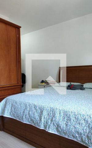 Casa de condomínio à venda com 342m², 5 quartos e 2 vagas Casa de condomínio à venda com 342m², 5 quartos e 2 vagasQuarto Suíte