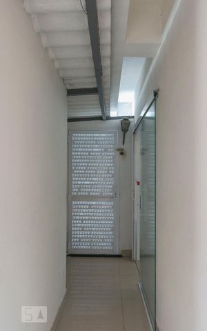 Casa à venda com 260m², 3 quartos e 5 vagas1o. Andar - Acesso Área de serviço