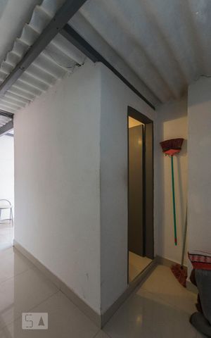 Casa à venda com 260m², 3 quartos e 5 vagas1o. Andar - Acesso Área de serviço