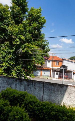Casa à venda com 200m², 3 quartos e 3 vagasVista - Sala