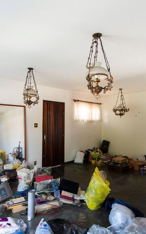 Casa à venda com 200m², 3 quartos e 3 vagasSala