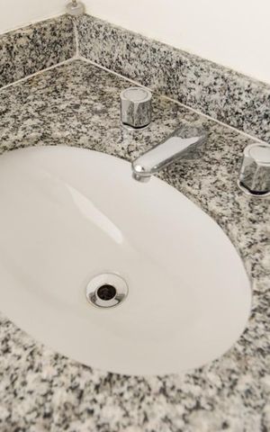 Apartamento à venda com 67m², 2 quartos e 1 vaga Apartamento à venda com 67m², 2 quartos e 1 vagaBanheiro