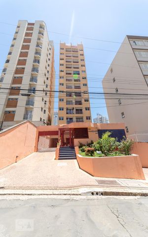 Apartamento à venda com 42m², 1 quarto e 1 vaga Apartamento à venda com 42m², 1 quarto e 1 vagaFachada