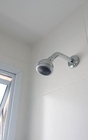 Apartamento à venda com 49m², 2 quartos e 1 vaga Apartamento à venda com 49m², 2 quartos e 1 vagaBanheiro