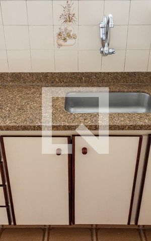 Apartamento à venda com 62m², 2 quartos e sem vaga Apartamento à venda com 62m², 2 quartos e sem vagaCozinha
