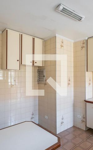 Apartamento à venda com 62m², 2 quartos e sem vaga Apartamento à venda com 62m², 2 quartos e sem vagaCozinha