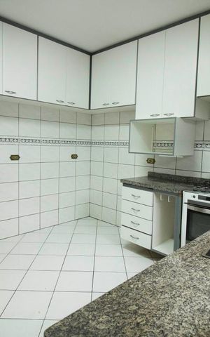 Casa à venda com 130m², 2 quartos e 1 vagaCozinha
