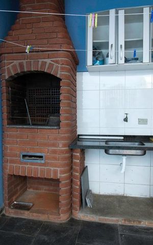 Casa à venda com 130m², 2 quartos e 1 vagaChurrasqueira 