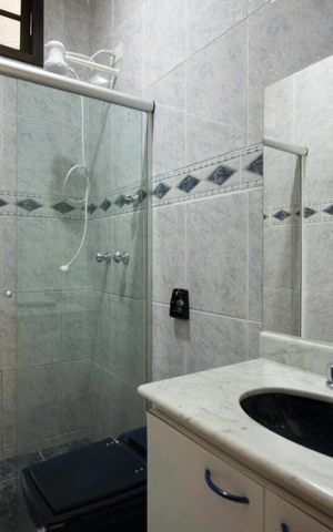 Casa à venda com 130m², 2 quartos e 1 vagaBanheiro  da  Suite 