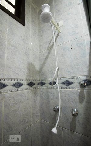 Casa à venda com 130m², 2 quartos e 1 vagaBanheiro  da  Suite 