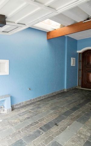 Casa à venda com 130m², 2 quartos e 1 vagaGaragem 