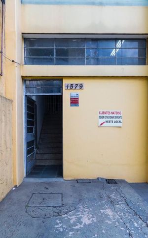 Apartamento para alugar com 80m², 2 quartos e sem vagaFachada