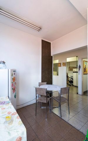 Apartamento para alugar com 80m², 2 quartos e sem vagaCozinha - Área de serviço