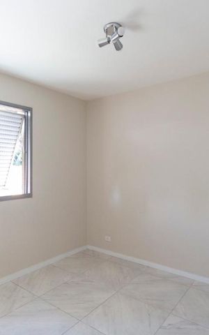 Apartamento para alugar com 102m², 3 quartos e 1 vagaQuarto 1