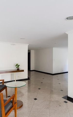 Apartamento para alugar com 102m², 3 quartos e 1 vagaHall social