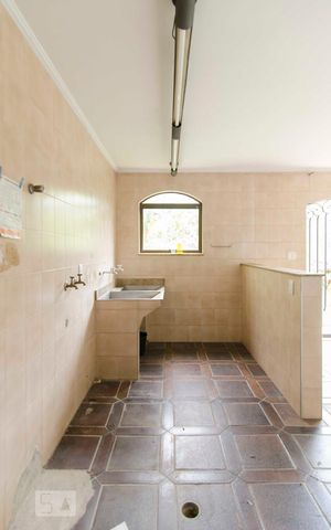 Casa à venda com 500m², 4 quartos e 7 vagaslavanderia