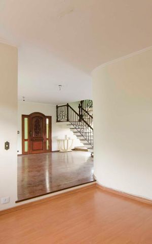 Casa à venda com 500m², 4 quartos e 7 vagasSala