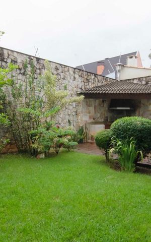 Casa à venda com 500m², 4 quartos e 7 vagasQuintal