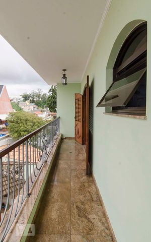 Casa à venda com 500m², 4 quartos e 7 vagasSacada Suíte  2 e 3