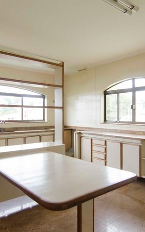 Casa à venda com 500m², 4 quartos e 7 vagasCozinha