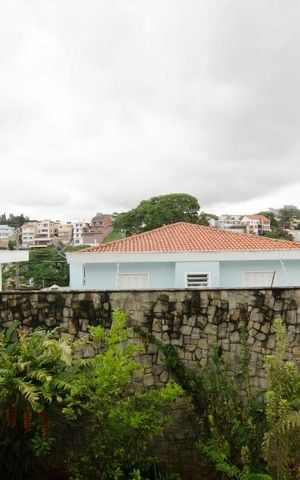 Casa à venda com 500m², 4 quartos e 7 vagasVista