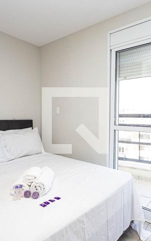 Studio para alugar com 30m², 1 quarto e 1 vaga Studio para alugar com 30m², 1 quarto e 1 vagaStudio