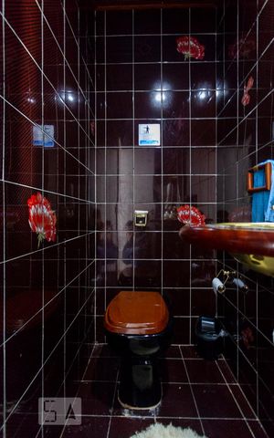 Casa à venda com 280m², 3 quartos e 2 vagasLavabo