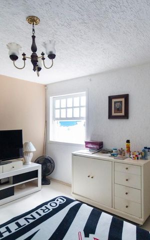 Casa à venda com 280m², 3 quartos e 2 vagasQuarto 2