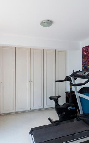 Casa à venda com 280m², 3 quartos e 2 vagasQuarto 3 - Suíte