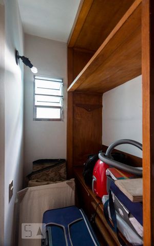 Casa à venda com 280m², 3 quartos e 2 vagasCloset Quarto 1 - Suíte