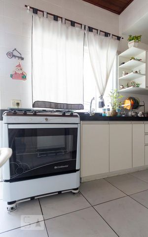 Casa à venda com 280m², 3 quartos e 2 vagasCozinha