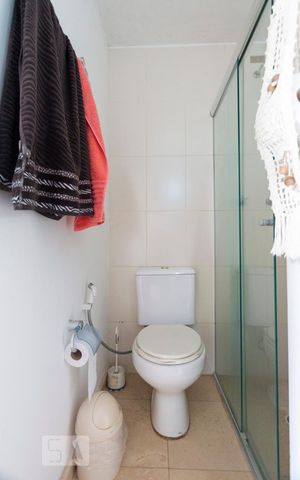 Casa à venda com 280m², 3 quartos e 2 vagasSuíte quarto 3