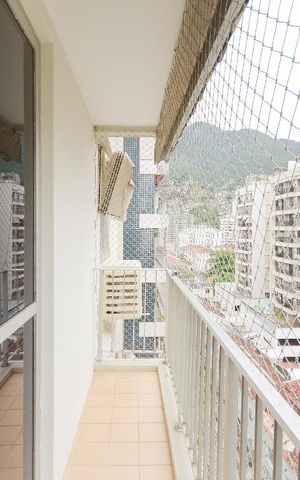 Apartamento à venda com 110m², 3 quartos e 2 vagasVaranda sala