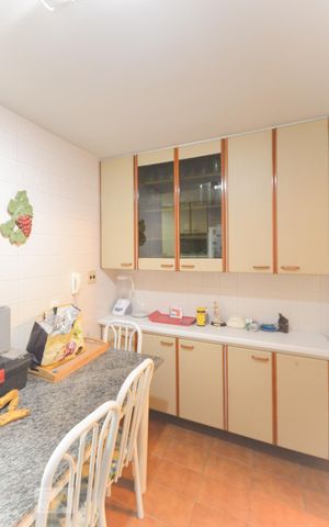 Apartamento à venda com 110m², 3 quartos e 2 vagasCozinha